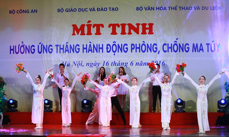 ‘Hãy bảo vệ thế hệ trẻ khỏi hiểm họa ma túy’ - ảnh 3